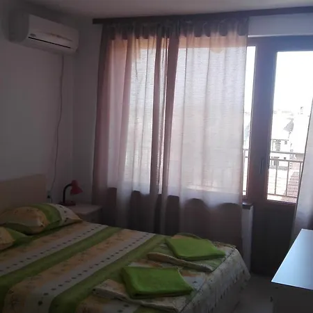 Nikolina Guest house *